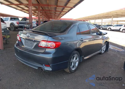 2012 Toyota Corolla S z USA, uszkodzony, nr VIN 2T1BU4EE1CC843790